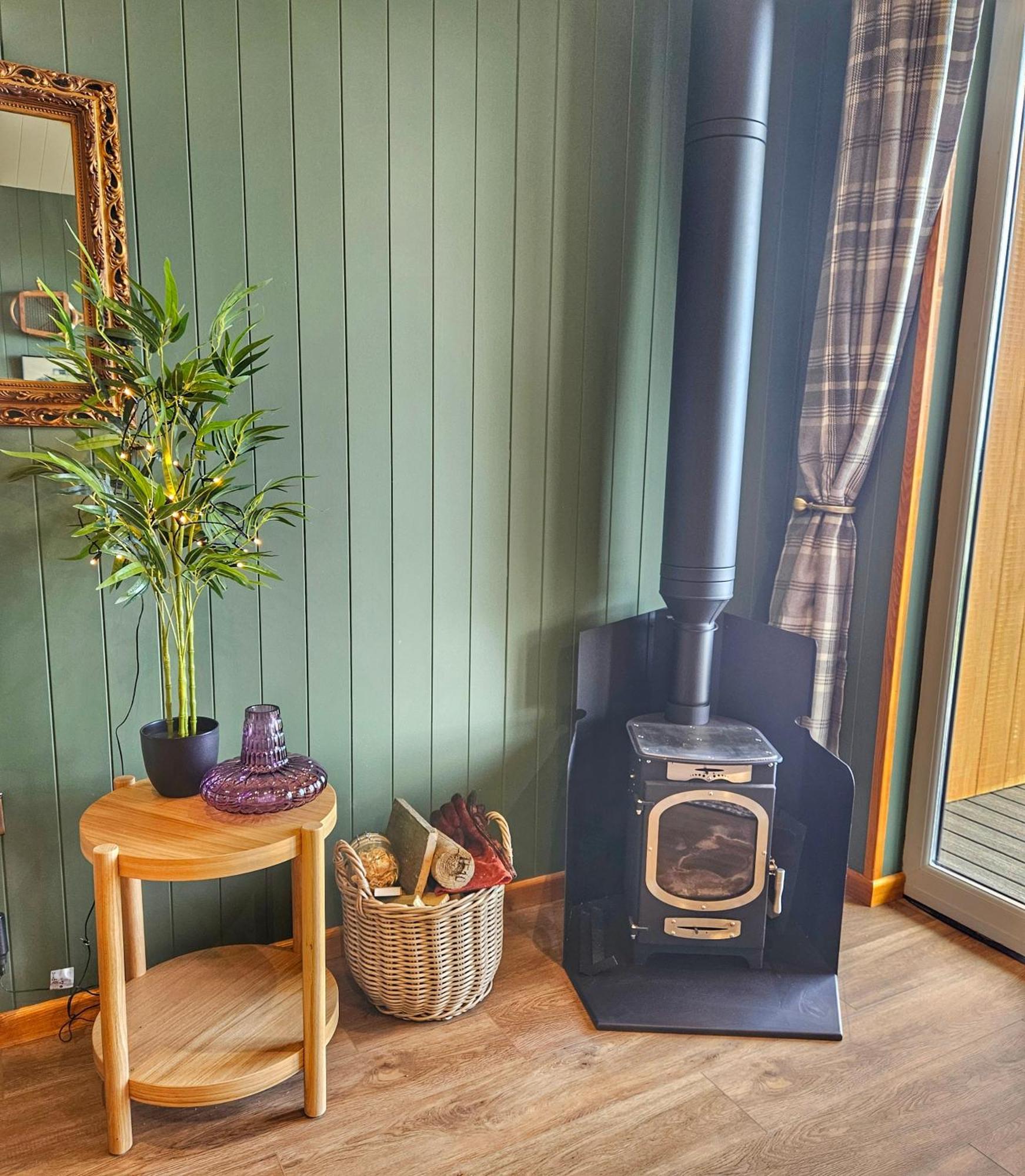 Under The Oak Glamping Hotell Caerphilly Exteriör bild